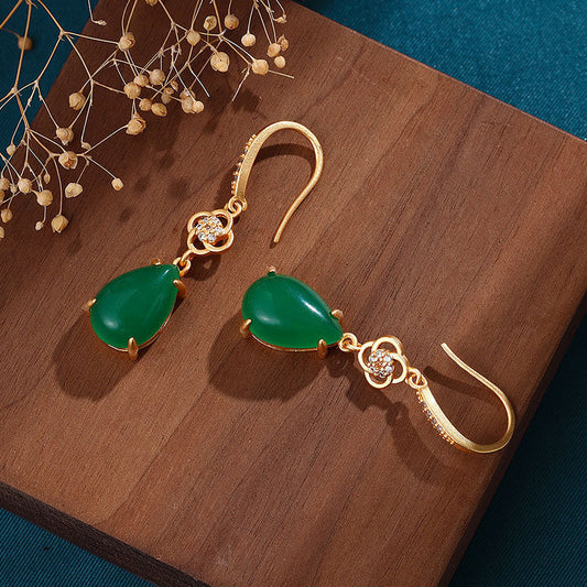 Elegant Gold Earring for Every Occasion