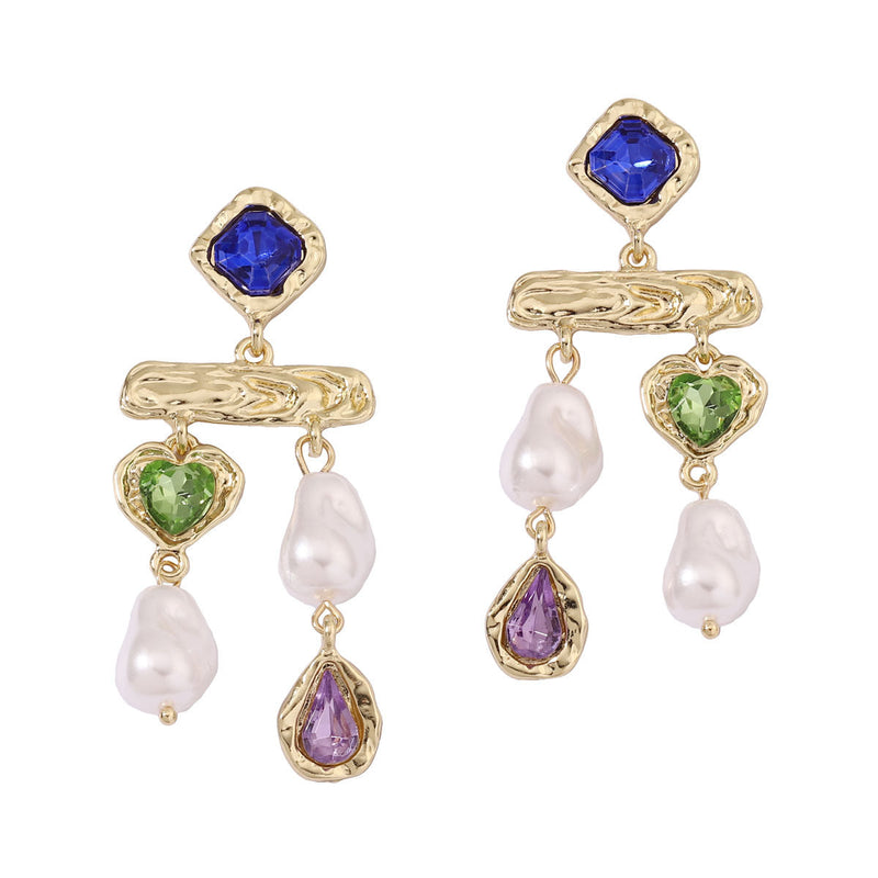 Beautiful Pearl Earring with Unique Style