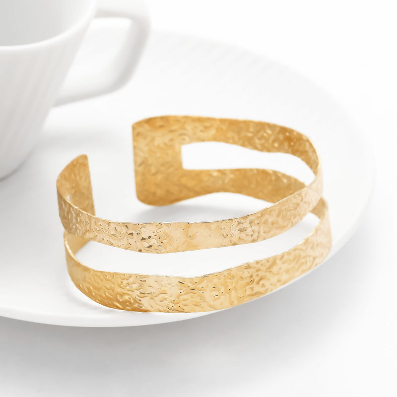 Charming Bracelet for Any Occasion