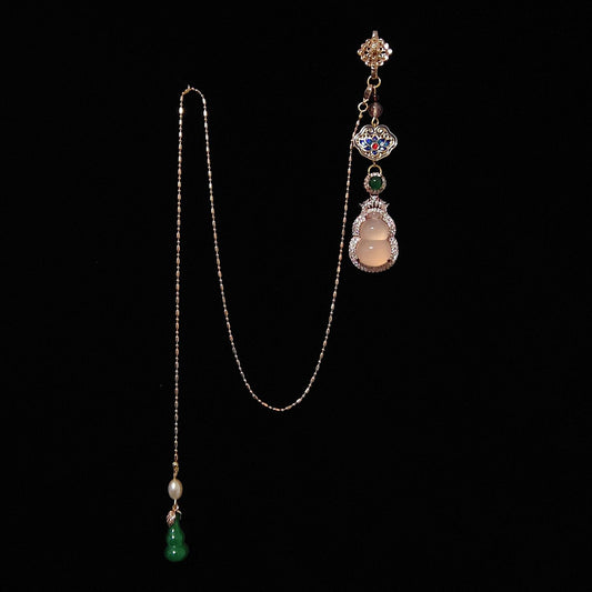 Elegant Pendant for Every Occasion