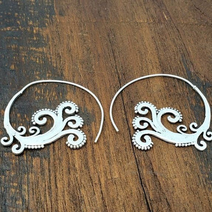 Charming Earring for Any Occasion