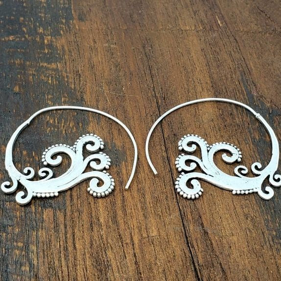 Charming Earring for Any Occasion
