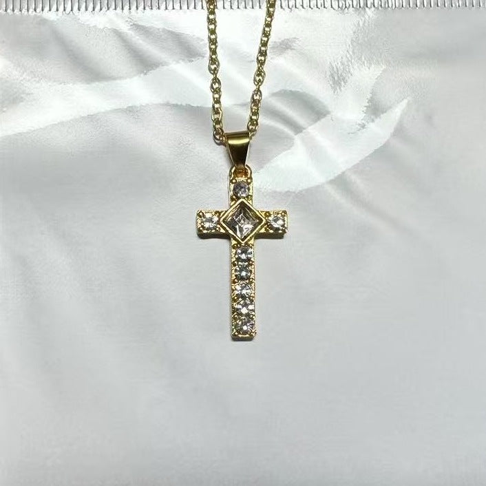 Romantic Necklace for Special Moments
