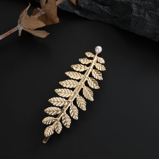 Beautiful Gold Piece with Unique Style