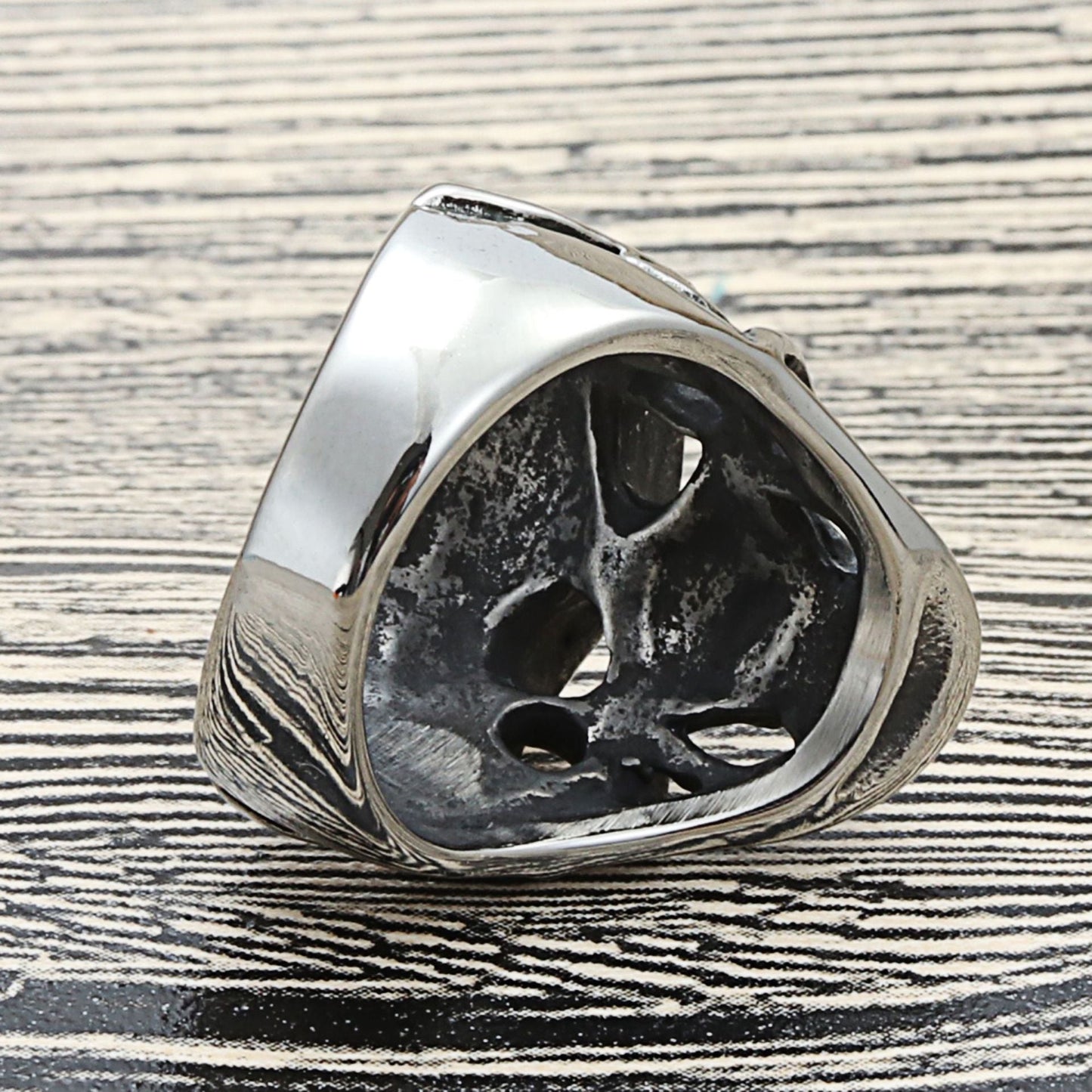 Beautiful Ring with Unique Style