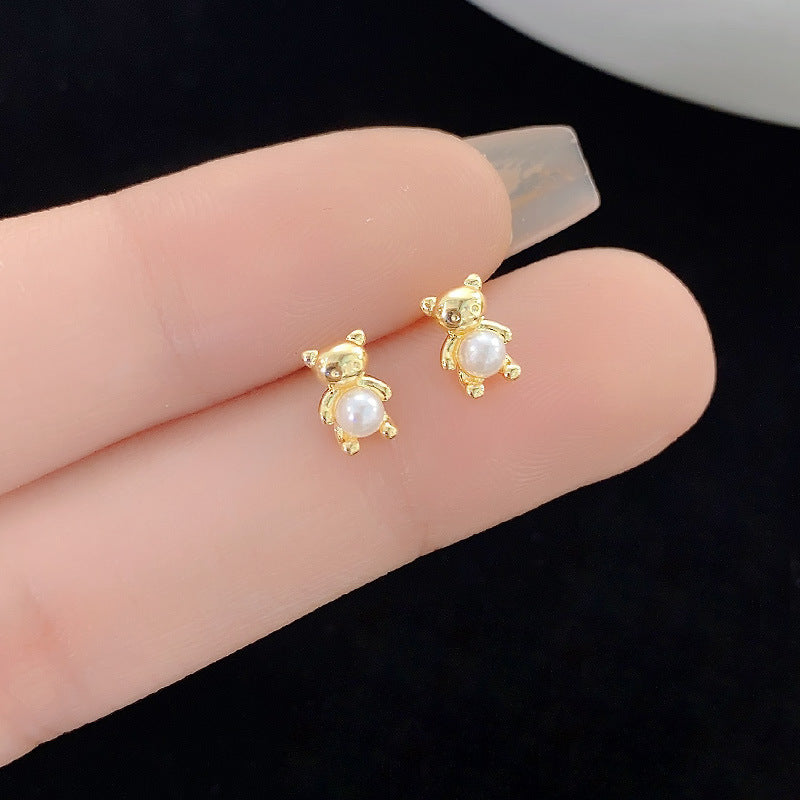Beautiful Pearl Earring with Unique Style