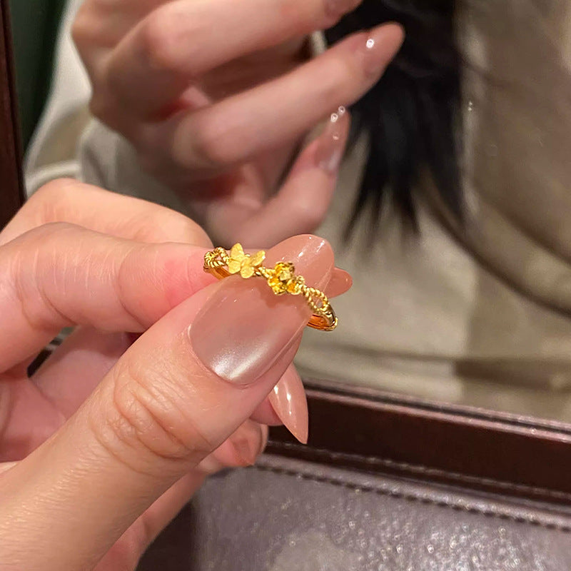 Romantic Gold Ring for Special Moments