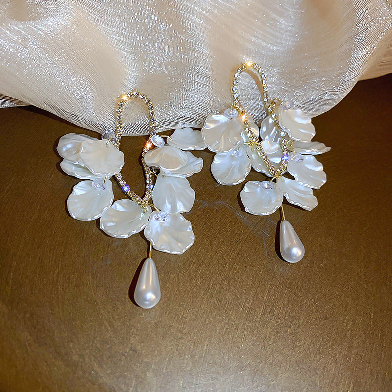 Delicate Artisan Pearl Earring