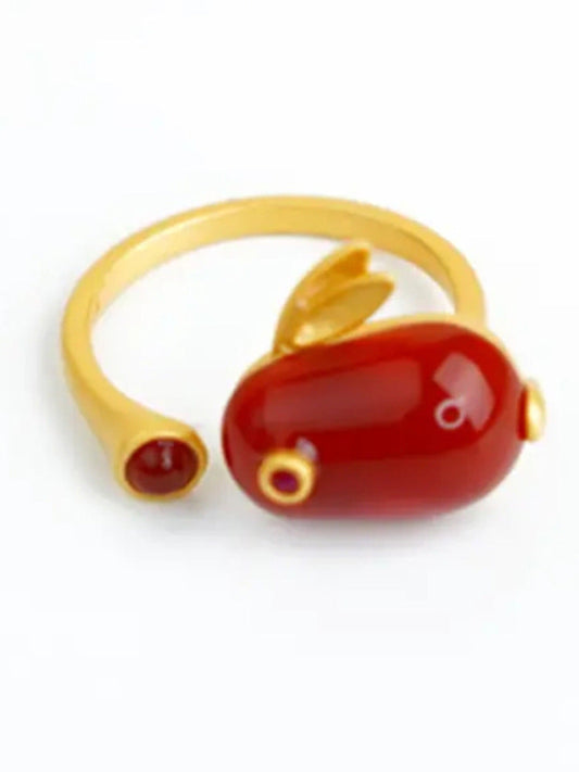 Romantic Gold Ring for Special Moments