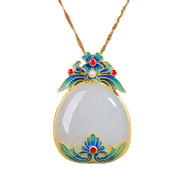 Beautiful Gold Necklace with Unique Style