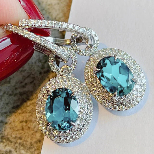 Charming Piece for Any Occasion