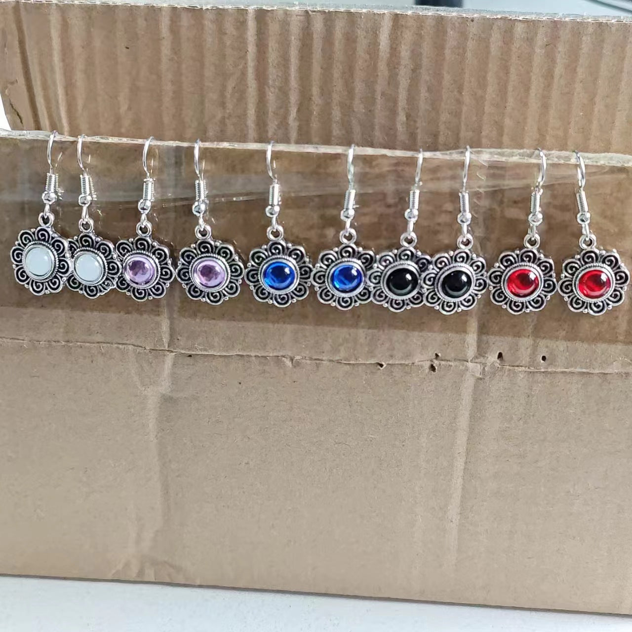 Charming Silver Earring for Any Occasion