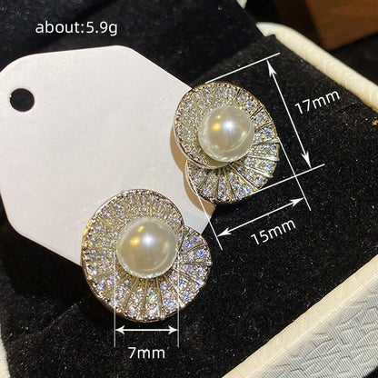 Stunning Pearl Earring for Daily Wear
