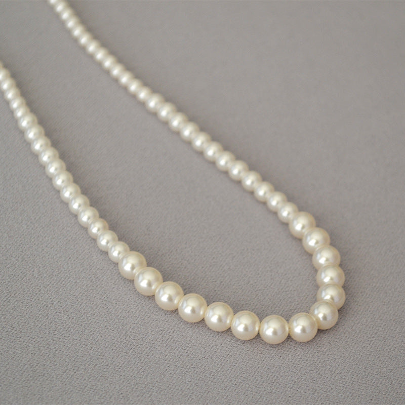 Beautiful Pearl Necklace with Unique Style