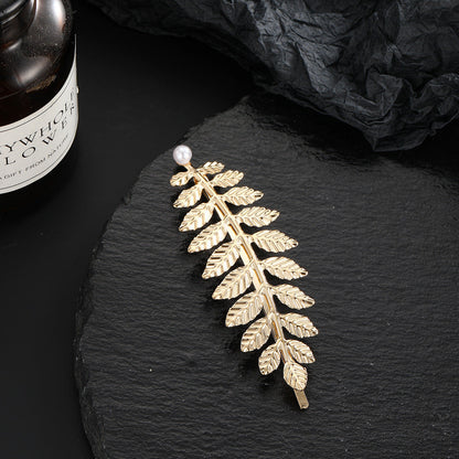 Beautiful Gold Piece with Unique Style