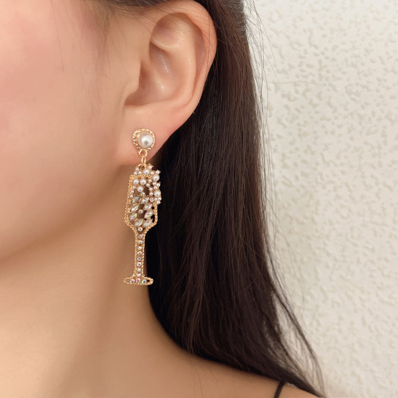 Beautiful Pearl Earring with Unique Style