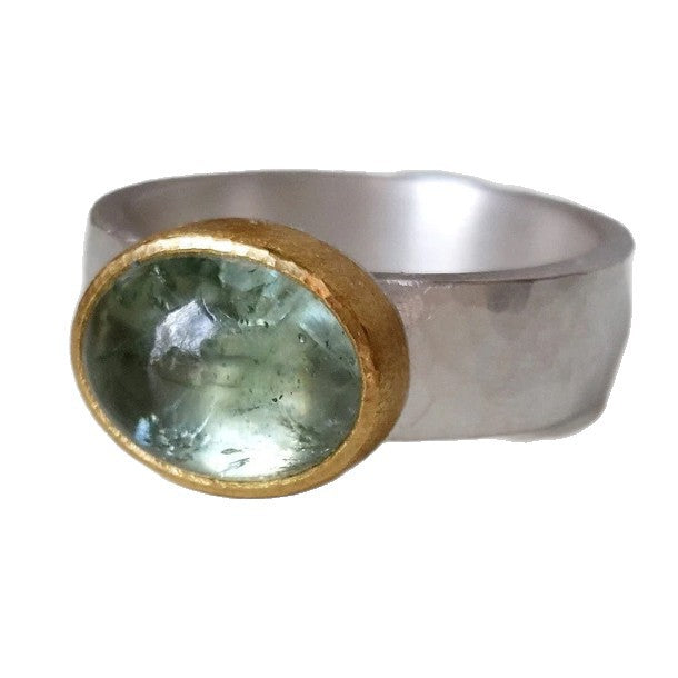 Stunning Gold Ring for Daily Wear