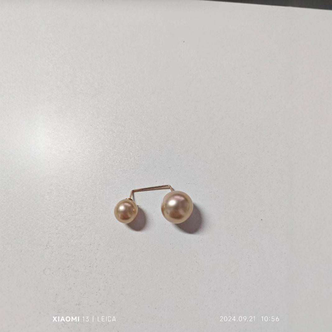 Delicate Artisan Pearl Piece