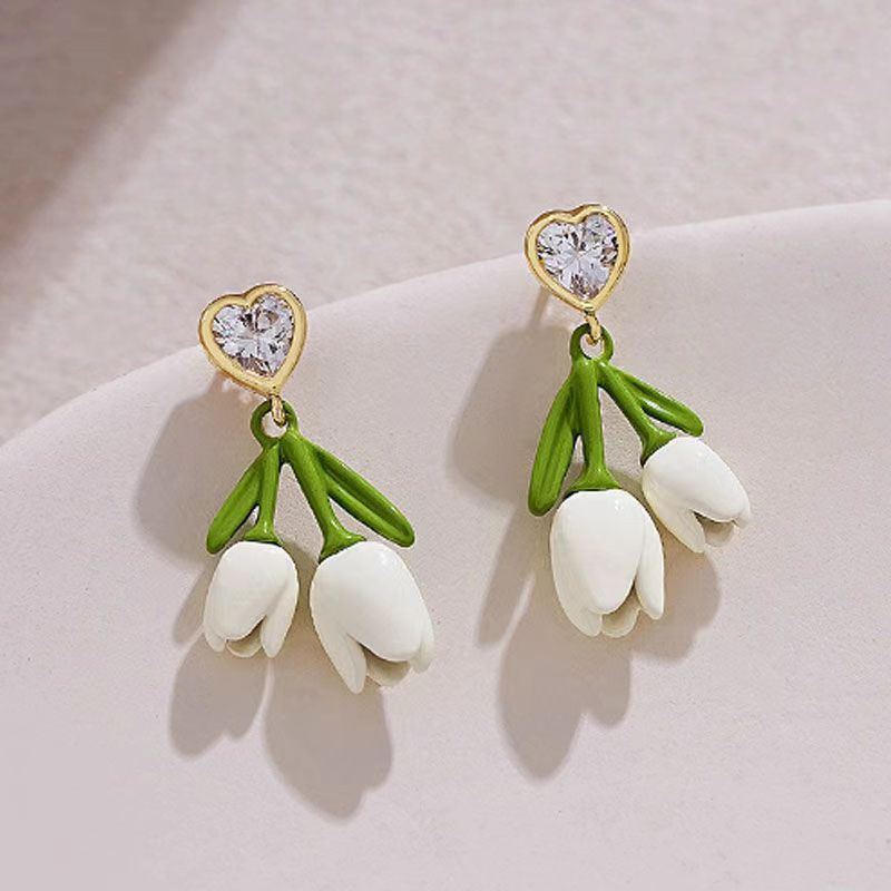 Beautiful Earring with Unique Style
