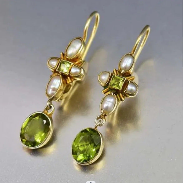 Charming Pearl Earring for Any Occasion