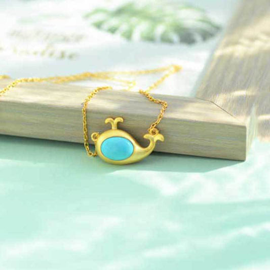 Romantic Gold Pendant for Special Moments