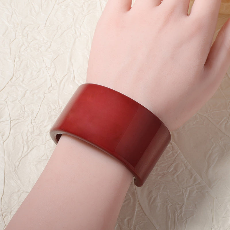 Beautiful Bracelet with Unique Style