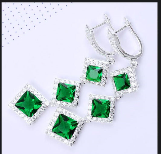 Stunning Earring for Daily Wear