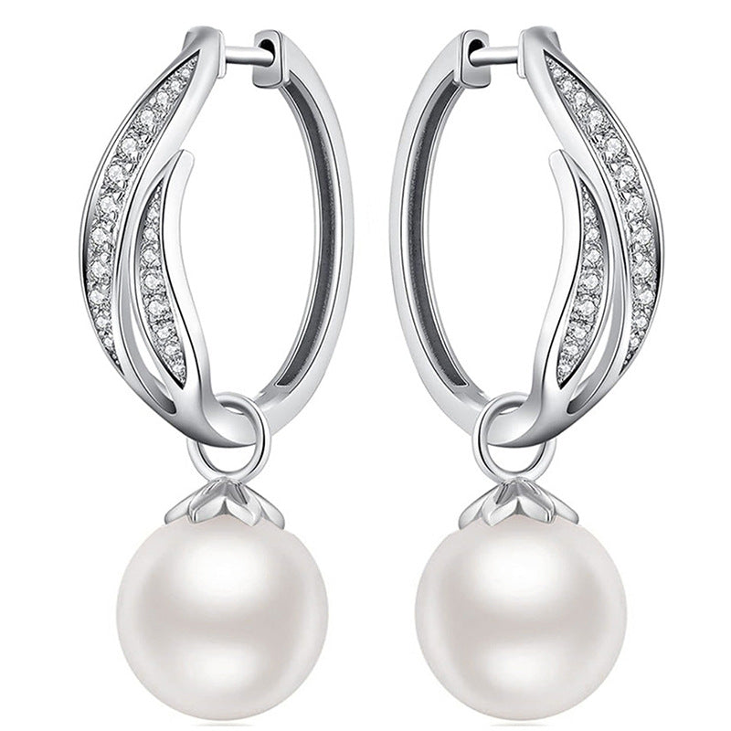 Beautiful Pearl Earring with Unique Style