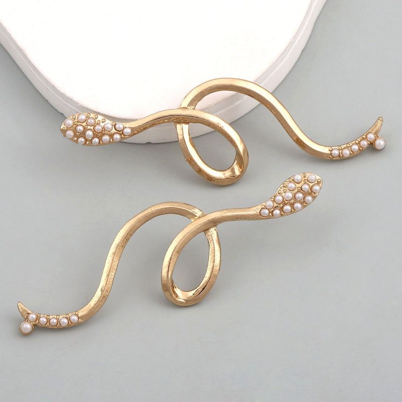 Romantic Pearl Earring for Special Moments