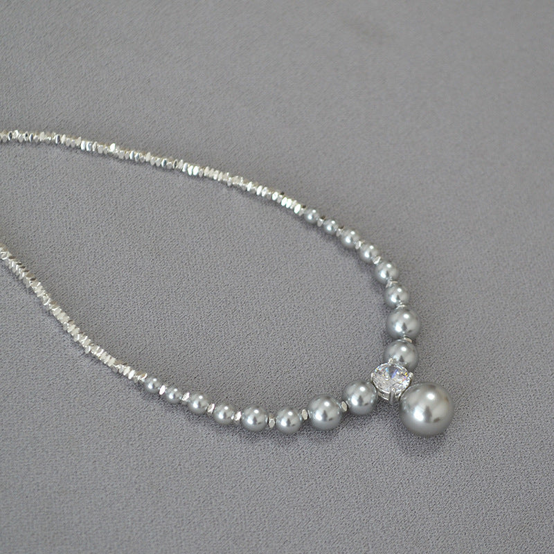 Charming Silver Necklace for Any Occasion