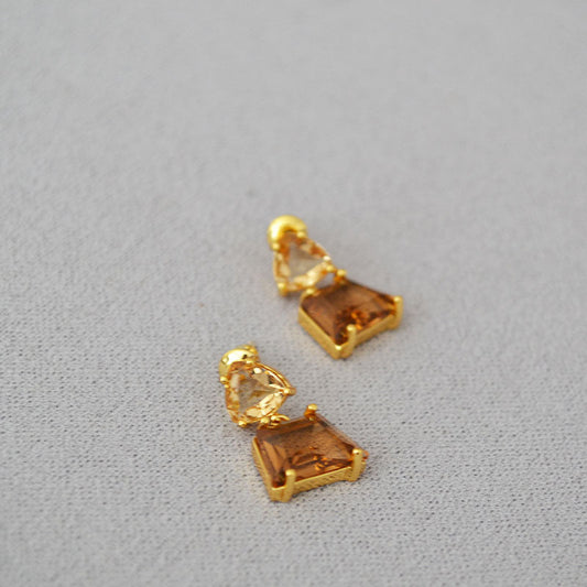 Charming Silver Earring for Any Occasion