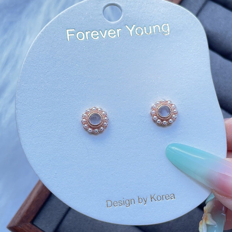 Classic Pearl Earring with Timeless Appeal