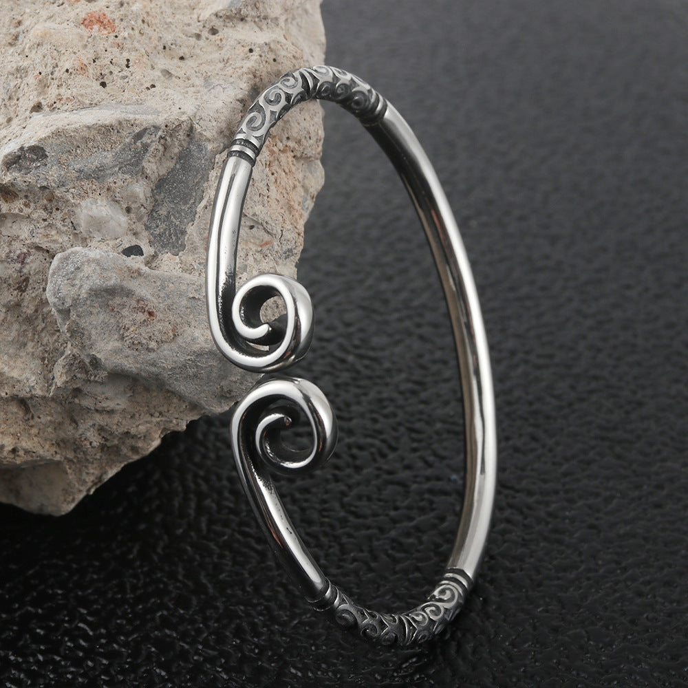 Stunning Bracelet for Daily Wear