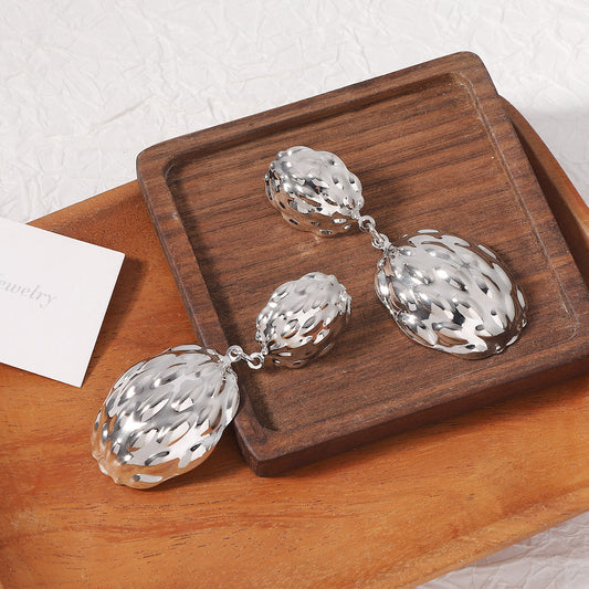 Charming Earring for Any Occasion