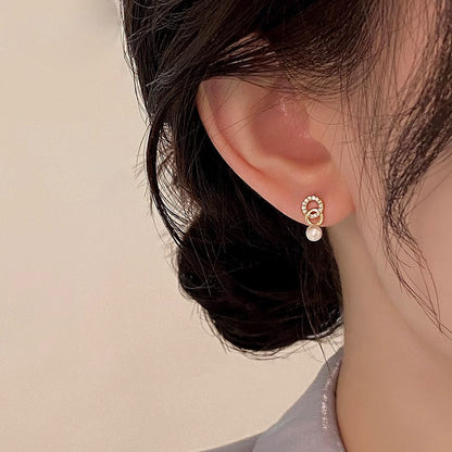 Elegant Pearl Earring for Every Occasion