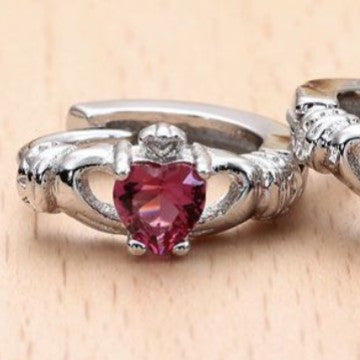 Charming Earring for Any Occasion