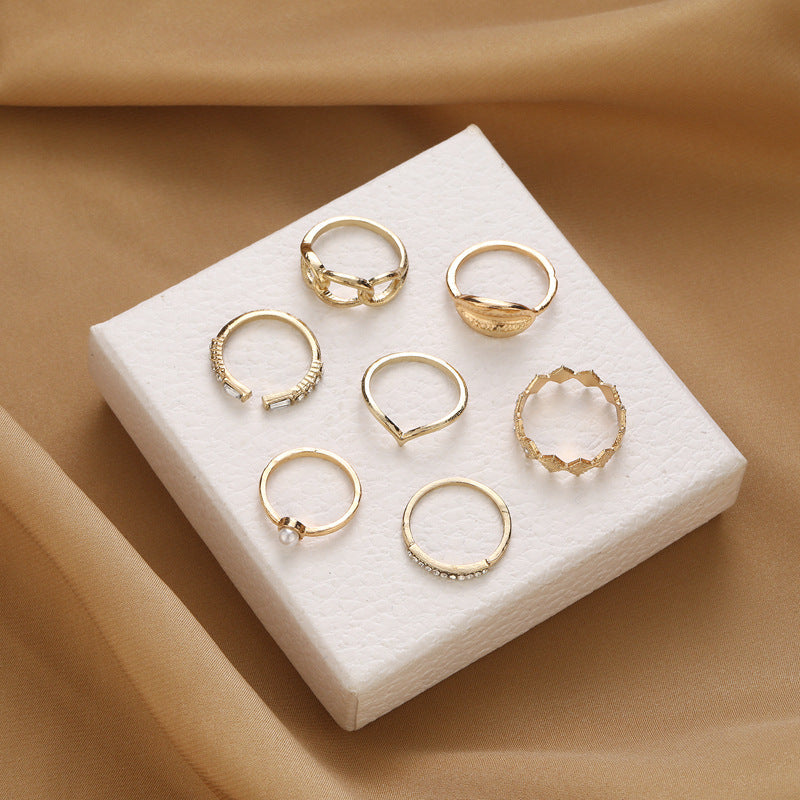 Beautiful Pearl Set with Unique Style