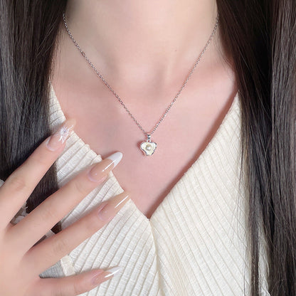 Vintage Handmade Pearl Necklace
