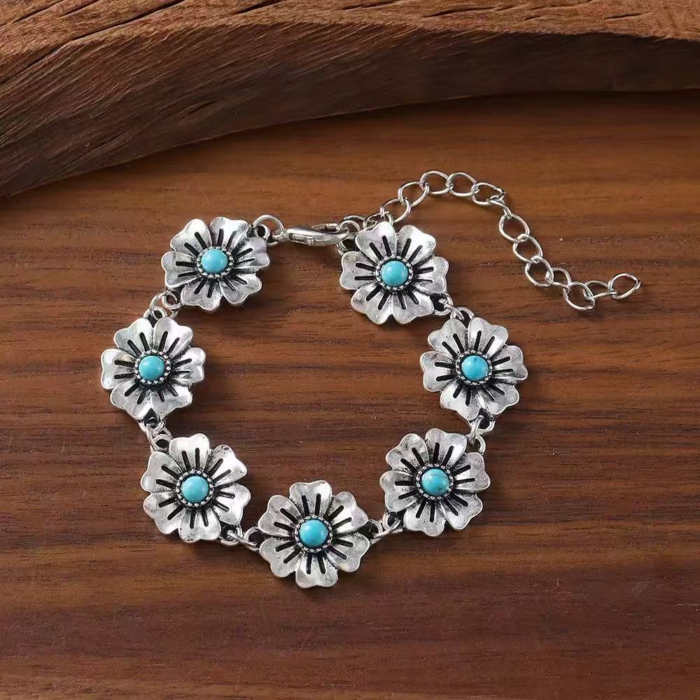 Classic Bracelet with Timeless Appeal