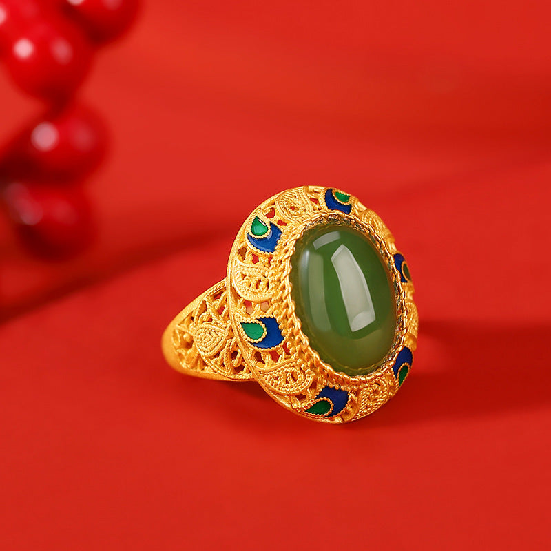 Classic Gold Earring with Timeless Appeal