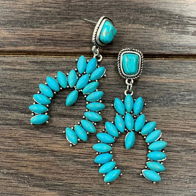 Romantic Earring for Special Moments