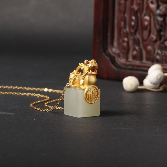 Stunning Gold Pendant for Daily Wear