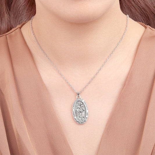 Stunning Necklace for Daily Wear