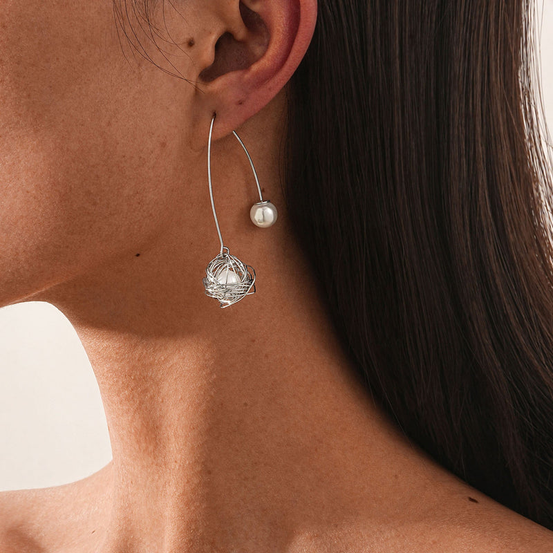 Romantic Pearl Earring for Special Moments