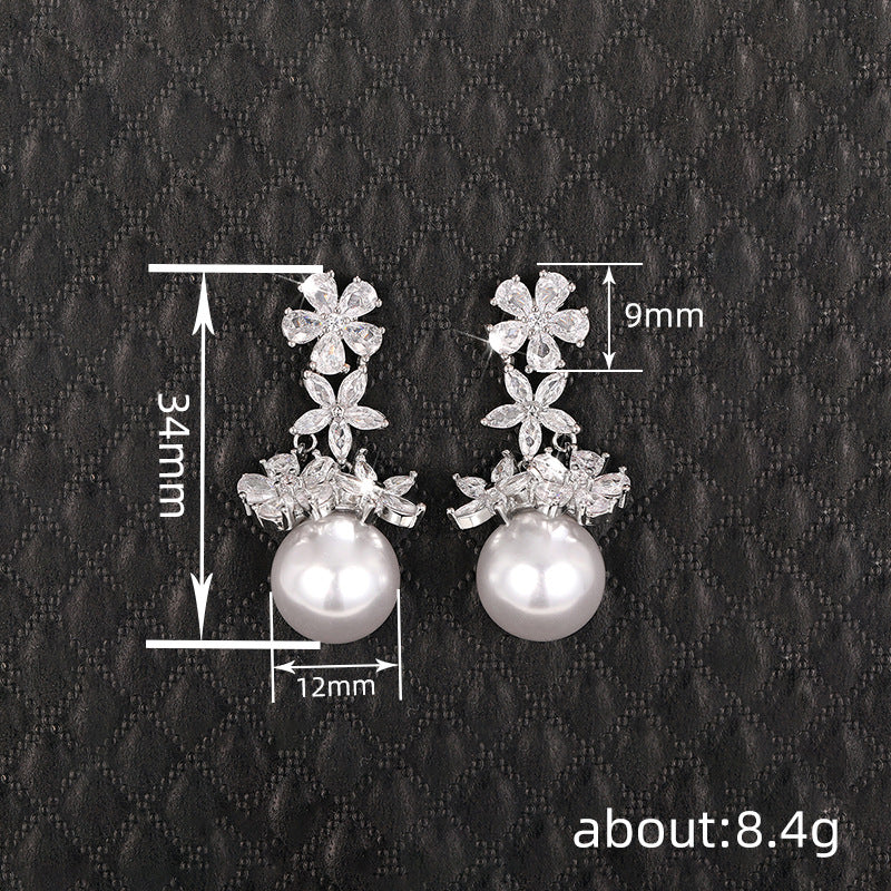 Beautiful Pearl Earring with Unique Style