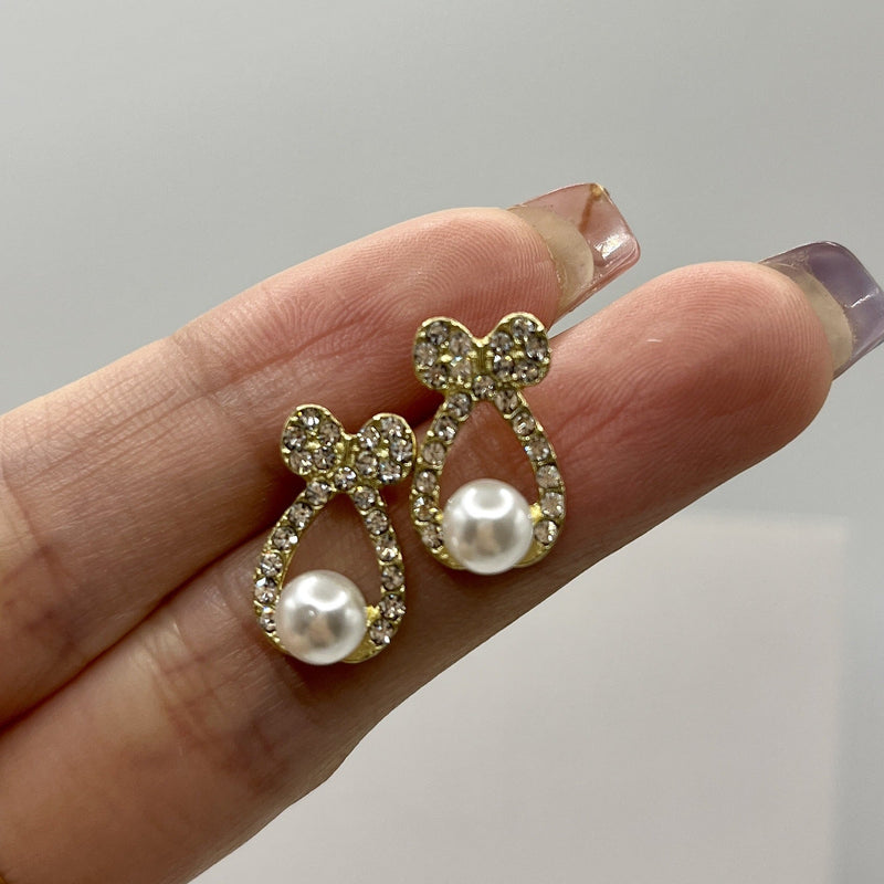 Romantic Pearl Earring for Special Moments
