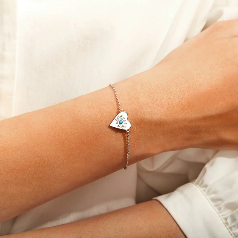 Beautiful Bracelet with Unique Style
