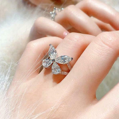 Beautiful Set with Unique Style