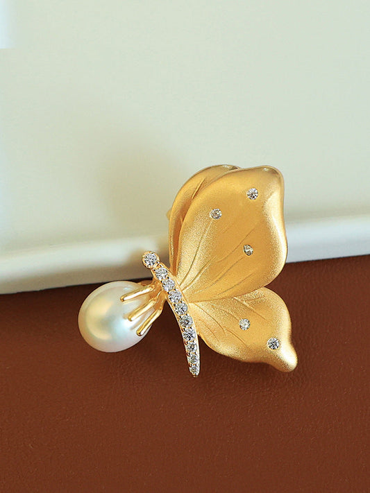 Charming Gold Piece for Any Occasion