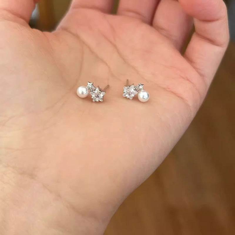 Stunning Pearl Earring for Daily Wear